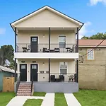 New Luxury 3Br W Jacuzzi